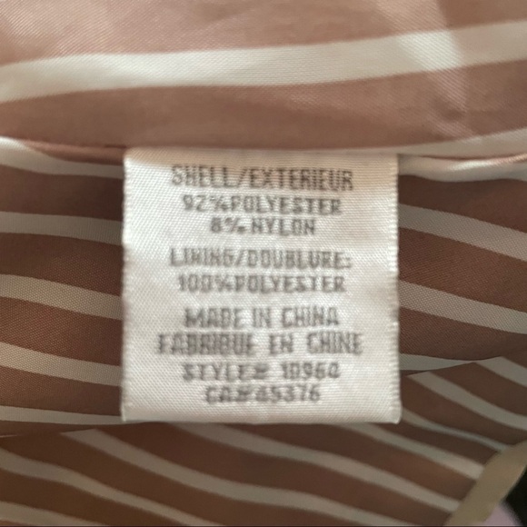 Suzy Shier beige button up short trench coat - Picture 10 of 13